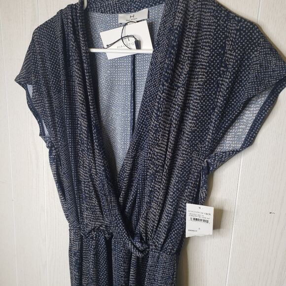 NWT H by Halston blue surplice short sleeve dress in abstract python sz small - Picture 5 of 10